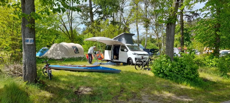 Emplacements pour vans Vert 4 - sans feu - sans électricité