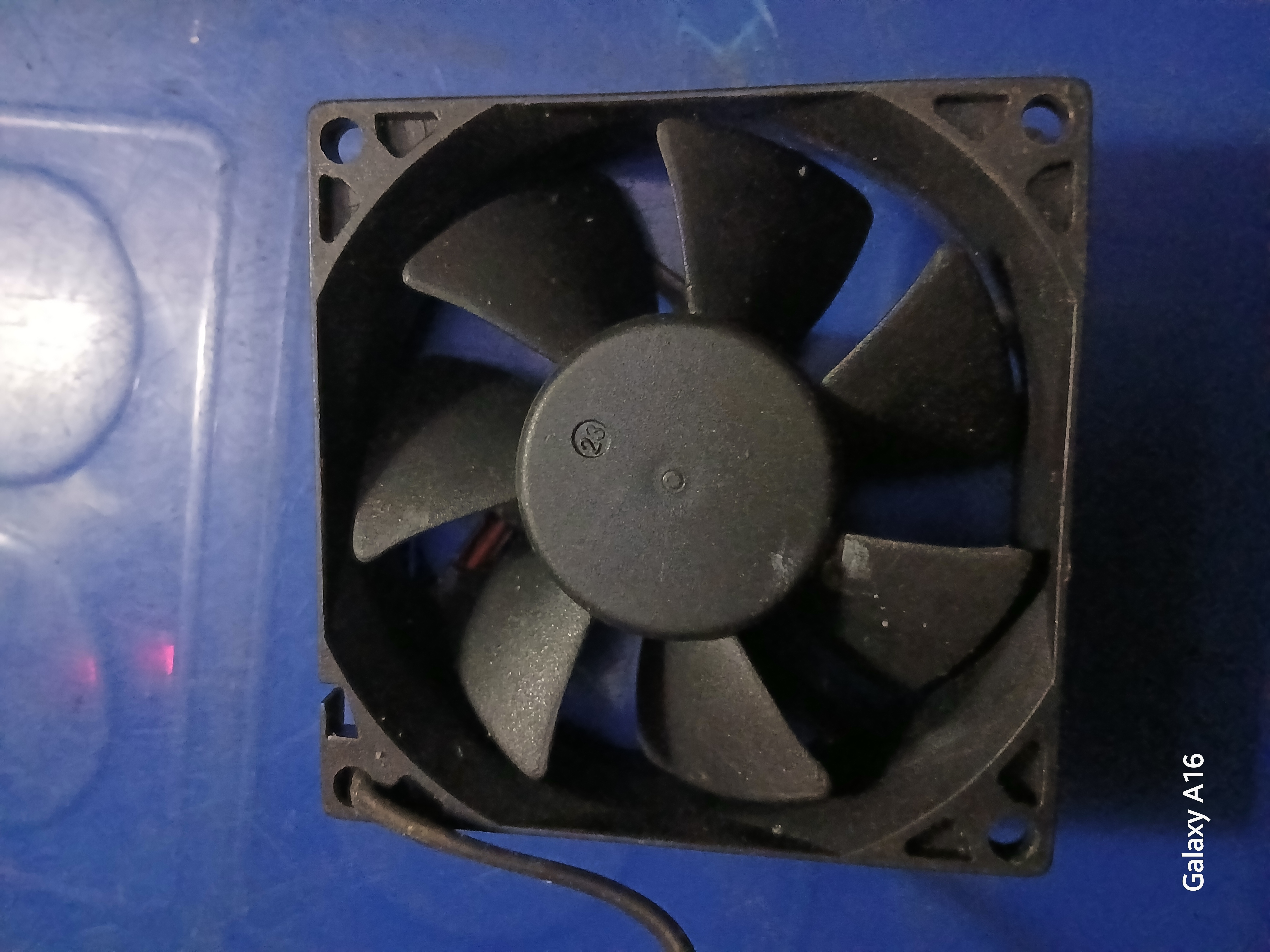 Dc cooling fan