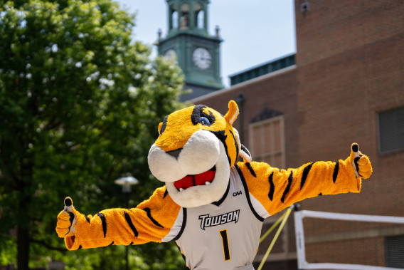 Thumbs up from Doc the Tiger