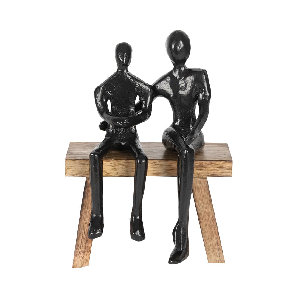 Décoration Couple assis sur un banc