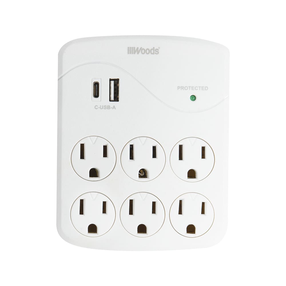 Multiprise murale blanche à 6 prises et  2 ports USB