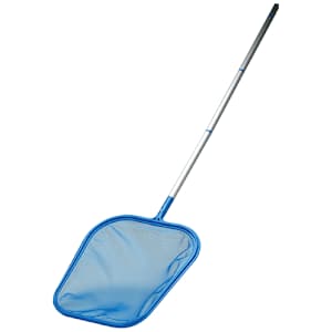 Ramasse-feuilles pour la piscine