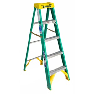 Heavy-Duty Fibreglass Stepladder 5 ft. Grade 22
