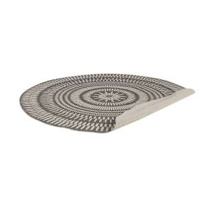 VERTUO Round Sikkim Interior Rug 5 ft. 3 in. Grey and White