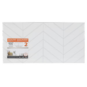 Tuiles adhésives Chevron blanc 22 9/16 po x 11 9/16 po Pqt/2 SMART TILES