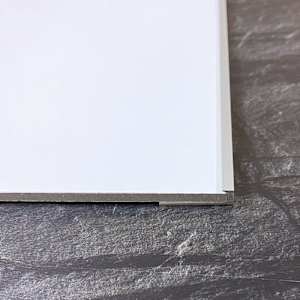 Moulure de finition carrée pour panneau mural Wall Impression 106 po