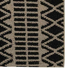 Tapis d'intérieur Aztec noir et beige 5 pi x 6 pi