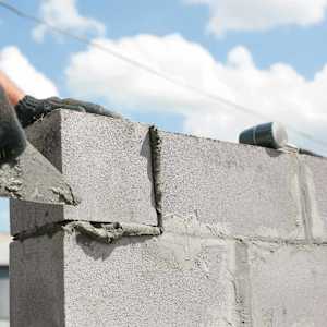 Bloc de béton creux 16 po x 6 po x 8 po