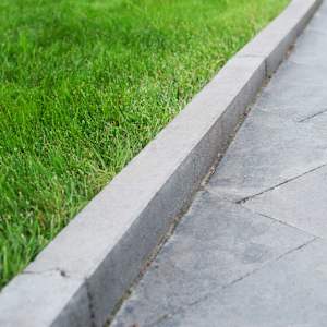 Universal Concrete Border 36 in. Grey