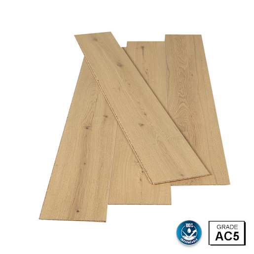 Chamonix Oak Laminate Flooring 8 mm