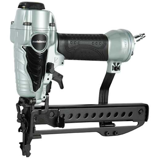 Agrafeuse pneumatique de finition METABO HPT