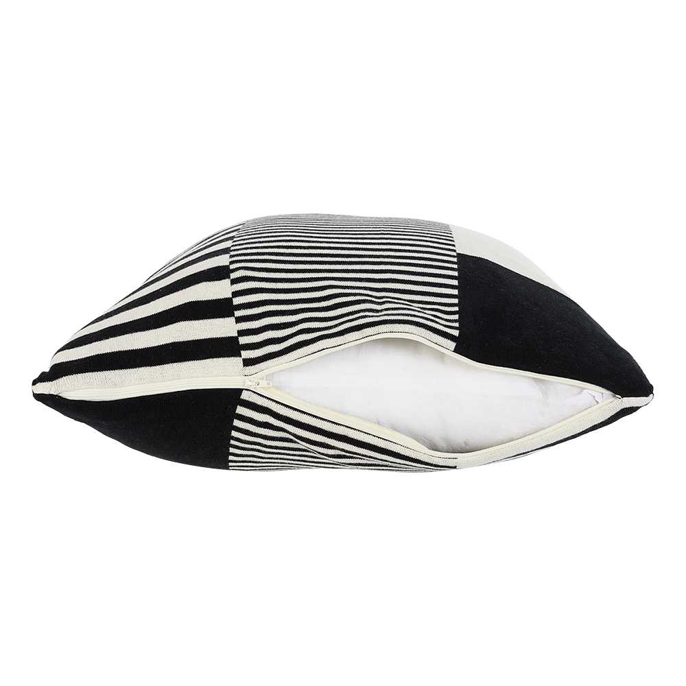 Coussin Grafik 19 5/8 po x 19 5/8 po ASTELLA