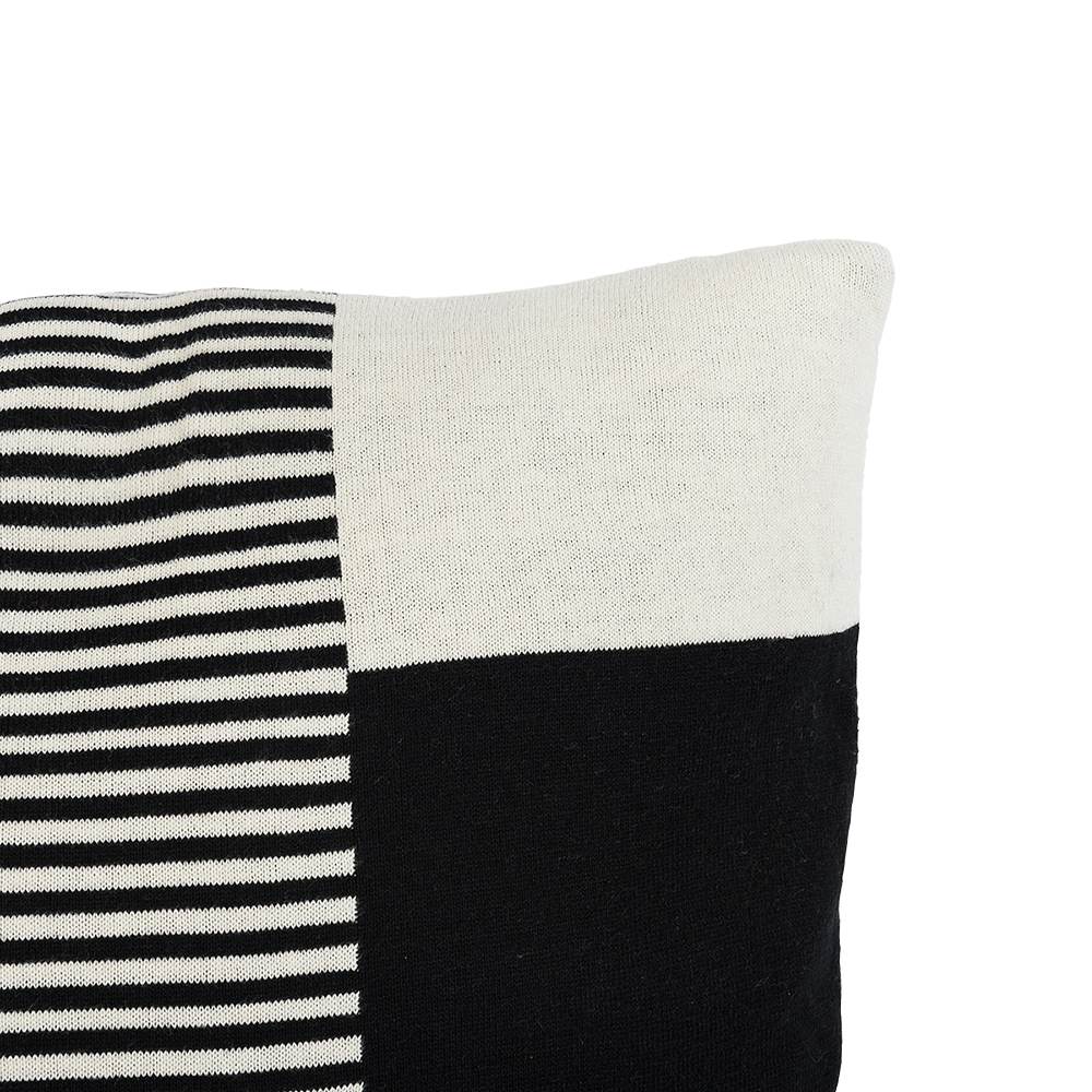 Coussin Grafik 19 5/8 po x 19 5/8 po ASTELLA