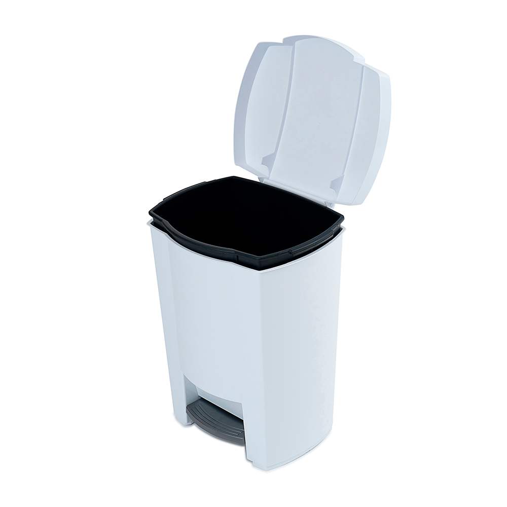 Poubelle à pédale blanche 19 L