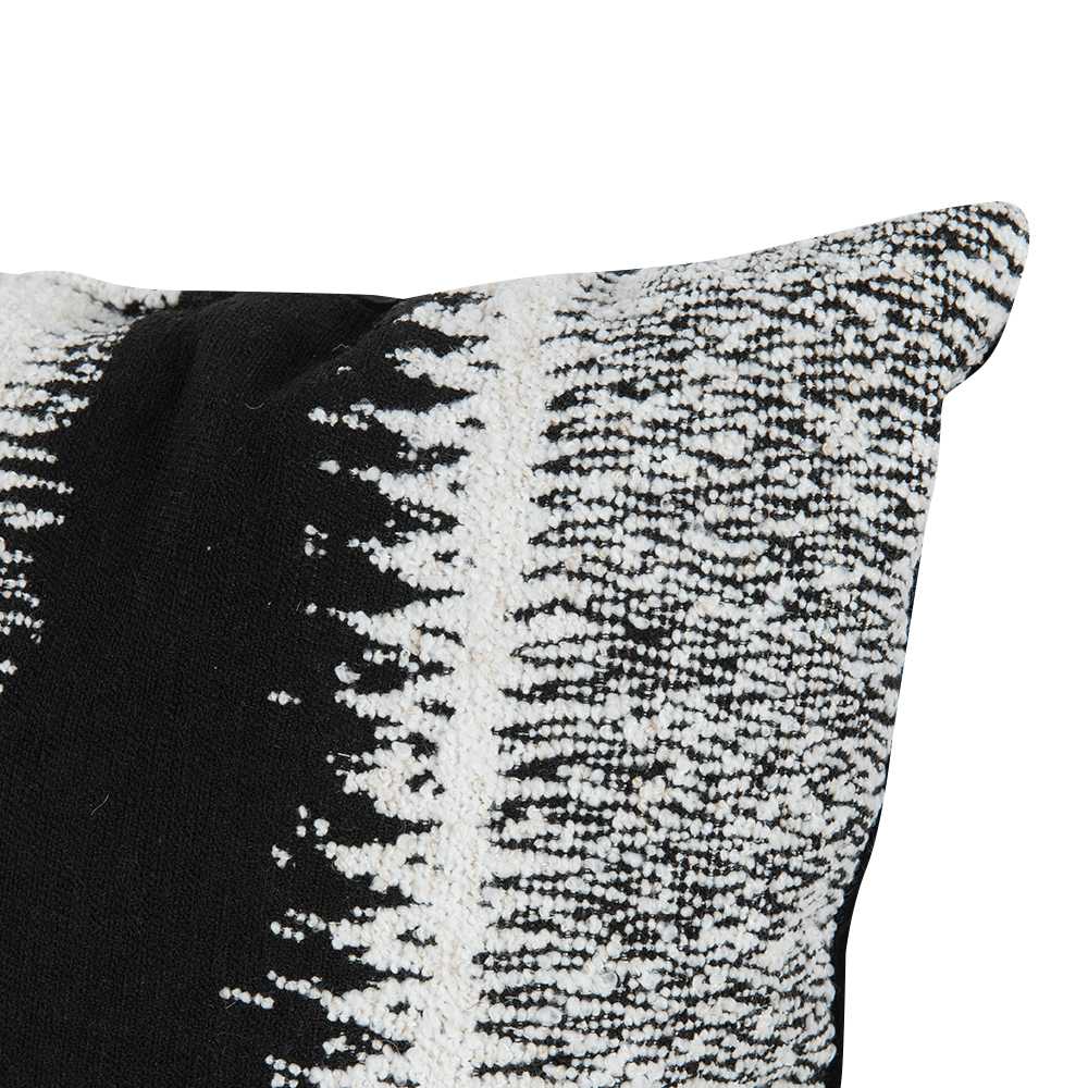 Coussin à rayures grises et noires 18 7/8 po x 11 3/8 po ASTELLA