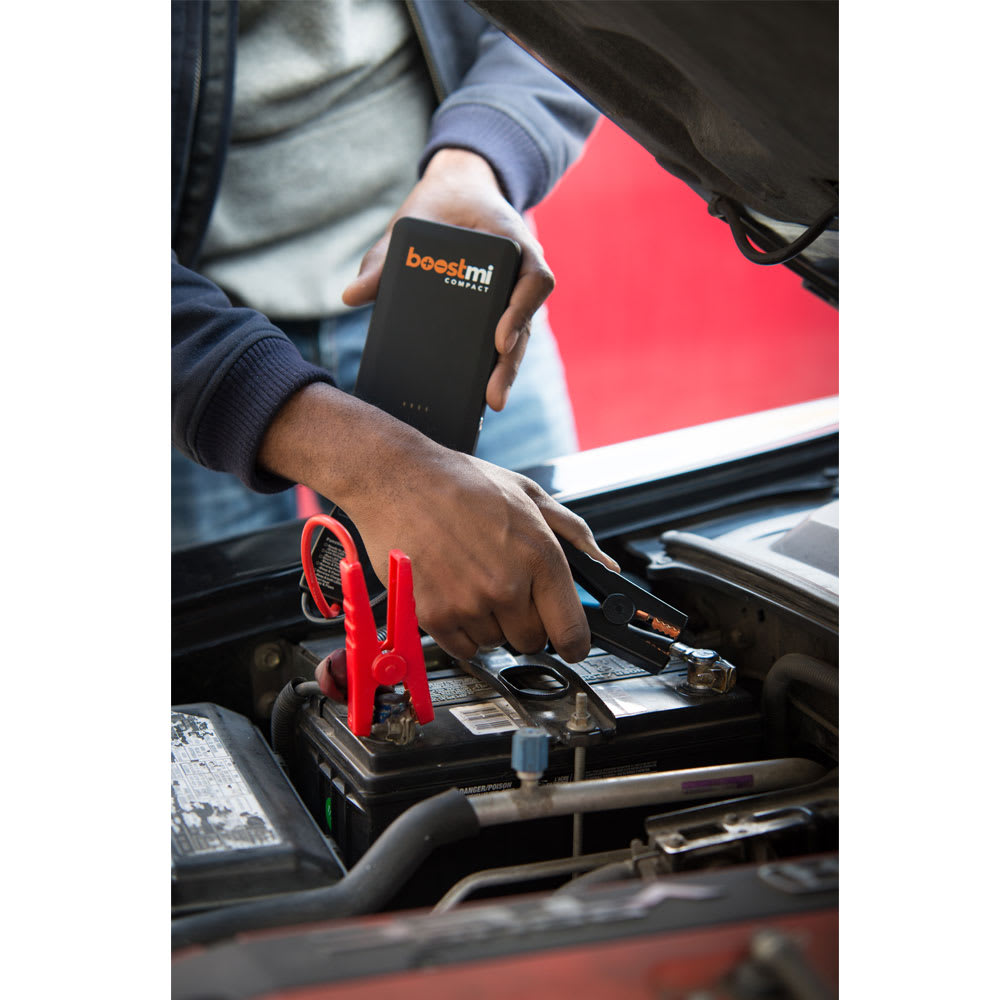 Survolteur de démarrage pour l'auto Boostmi Compact 400 A