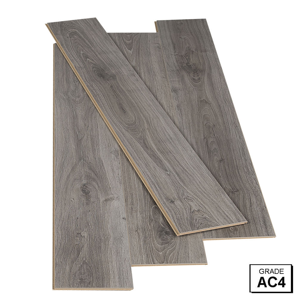 Grisons Oak Laminate Flooring 8 mm