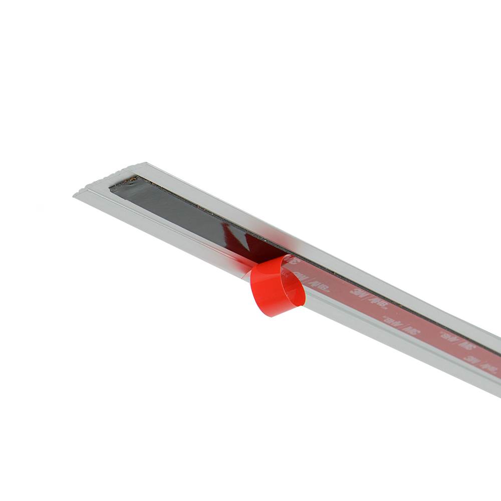 Bordure à plancher plate argent satiné 1 1/4 po x 36 po