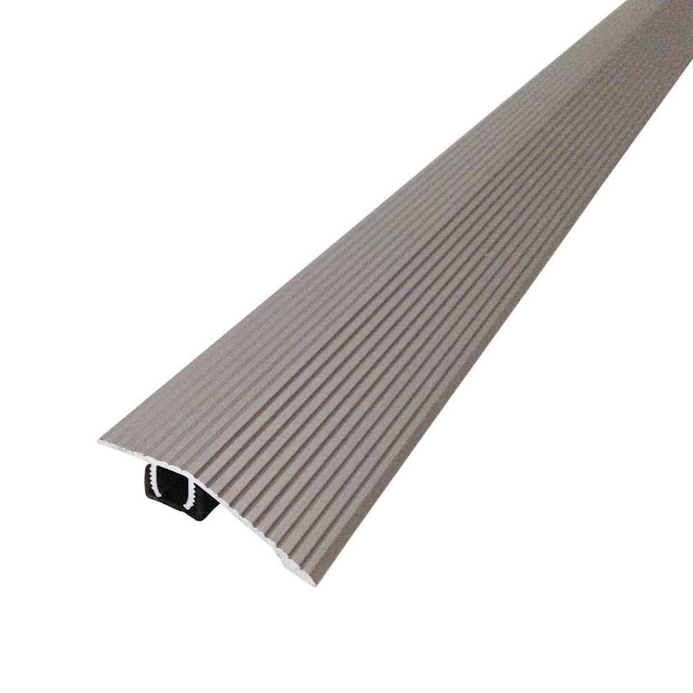 Moulure de réduction à plancher nickel satiné 1 13/16 po x 36 po