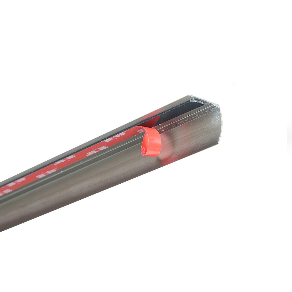 Nez de marche nickel satiné 36 po