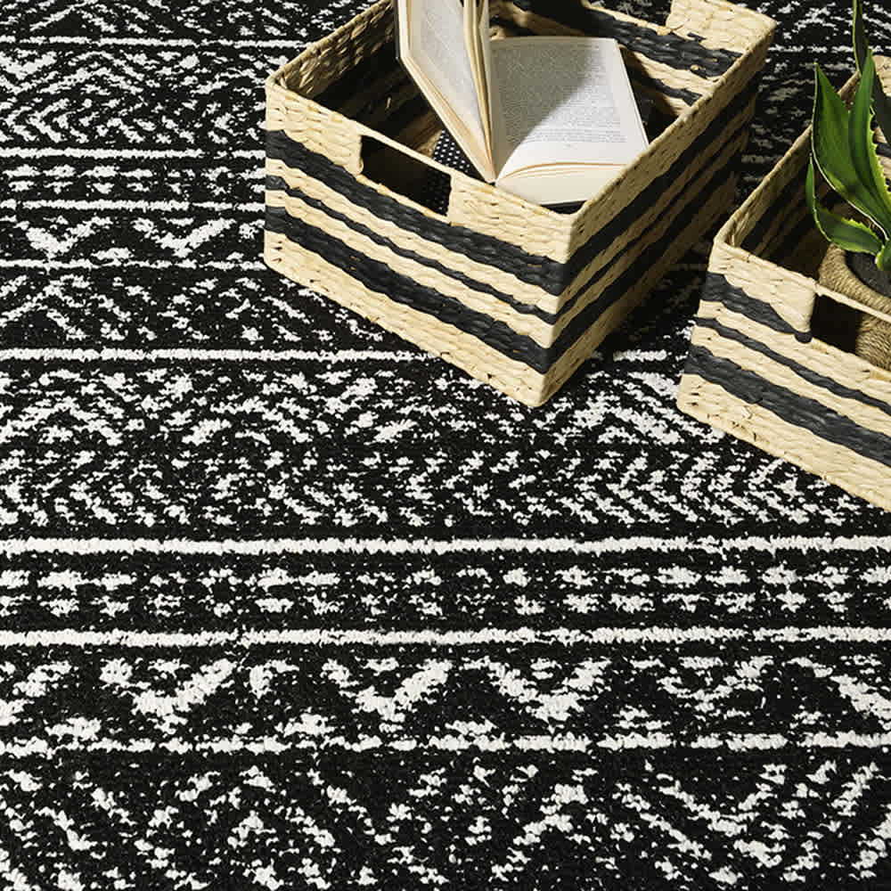 Tapis d'intérieur Ankara abstraits sombre 4 pi x 6 pi