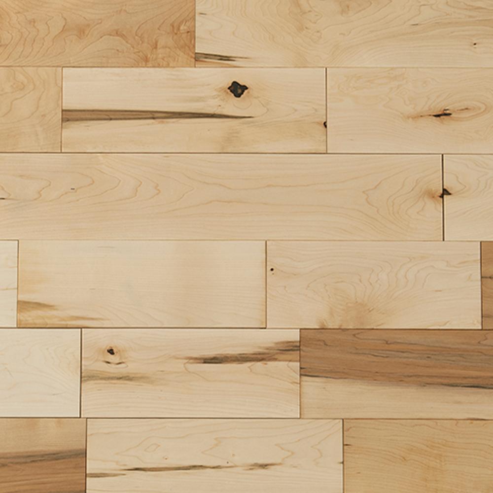 Rustic Maple Hardwood Flooring 4&nbsp;1/4&nbsp;in Natural
