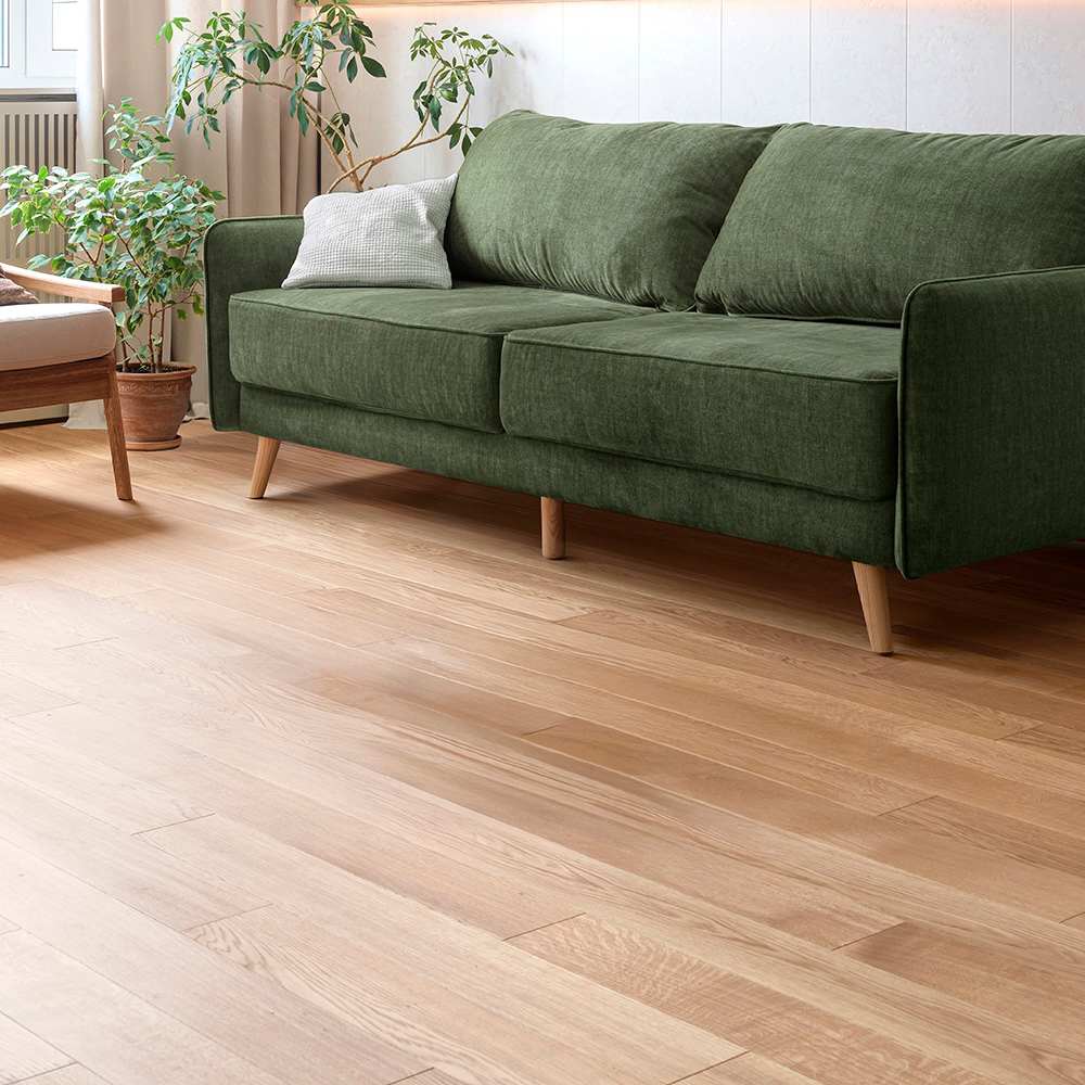 White Oak Hardwood Flooring 3&nbsp;1/4&nbsp;in Almond
