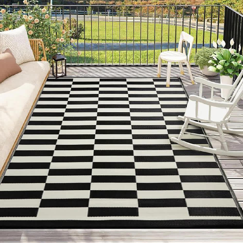 Tapis d'extérieur Stockholm 3&nbsp;pi&nbsp;11&nbsp;po x 5&nbsp;pi&nbsp;11&nbsp;po VERTUO