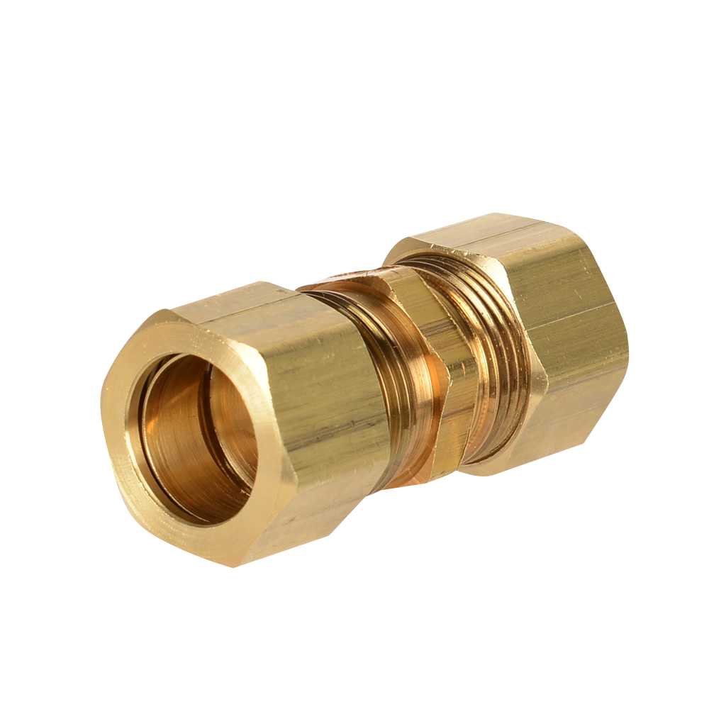 Raccord à compression droit en laiton 5/8 po OD