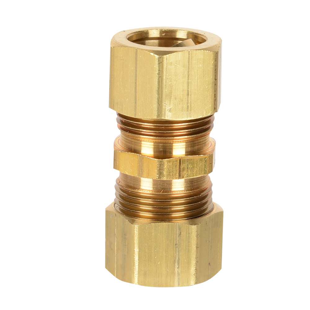 Raccord à compression droit en laiton 5/8 po OD