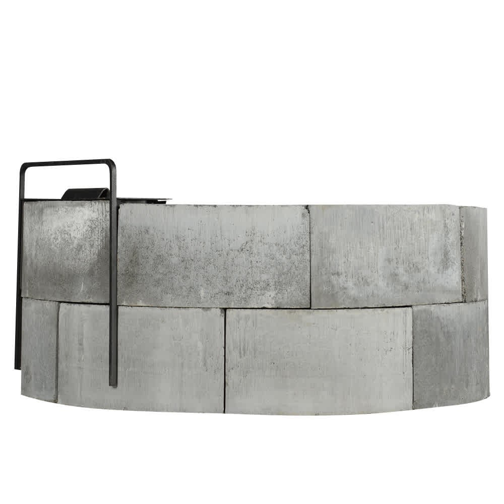 Pare-étincelles pour foyer en blocs de béton