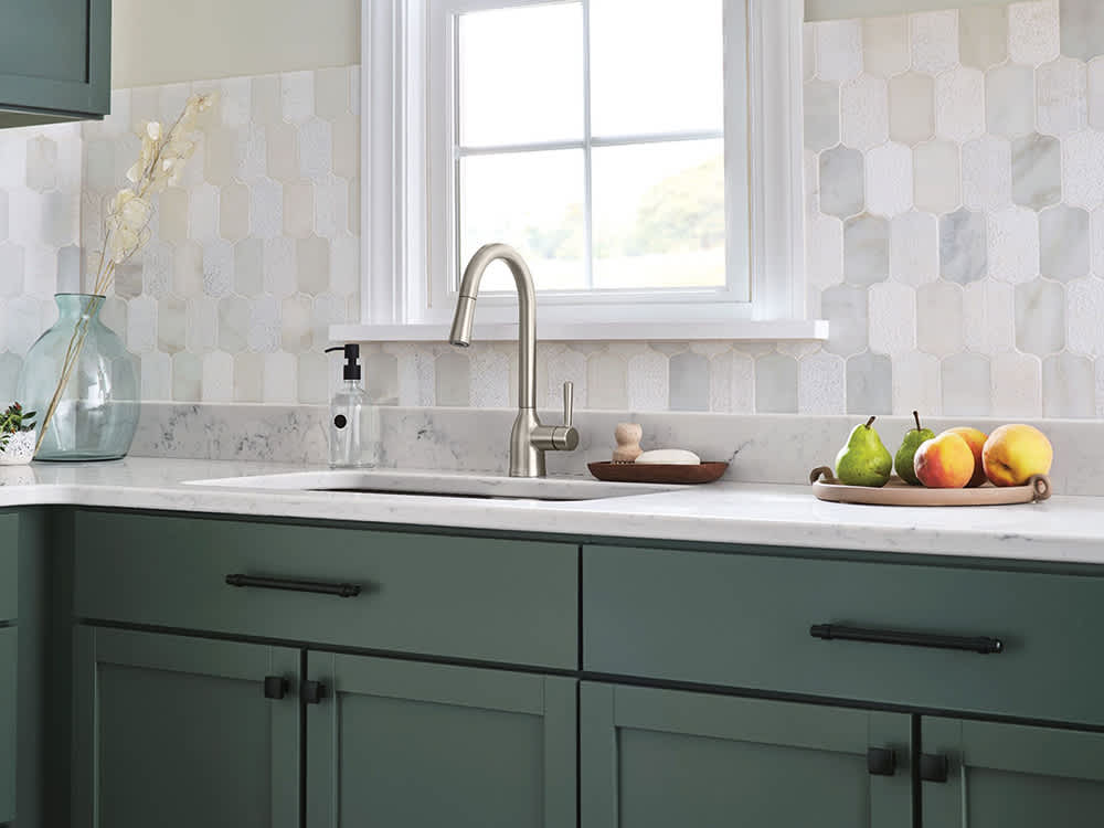 Robinet de cuisine à douchette rétractable 1 poignée Adler inox MOEN