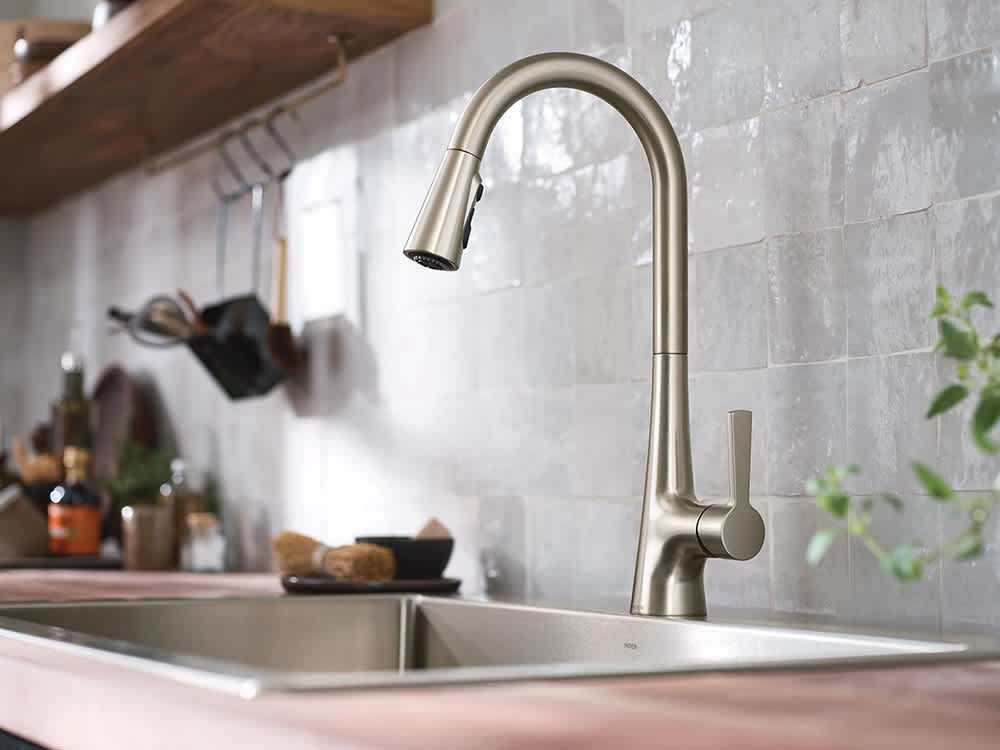 Robinet de cuisine à douchette rétractable 1 poignée Mikah inox MOEN