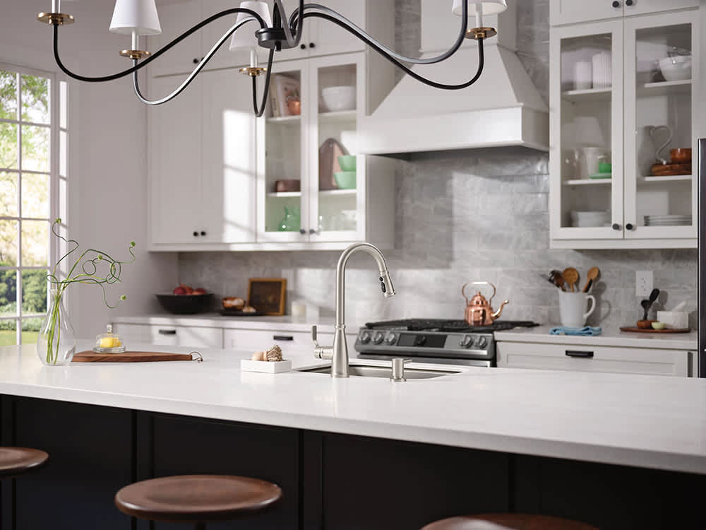 Robinet de cuisine à douchette rétractable 1 poignée Nolia inox MOEN