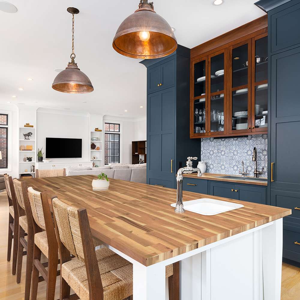 Comptoir en acacia naturel jointé 25&nbsp;1/2&nbsp;po&nbsp;x&nbsp;96 po