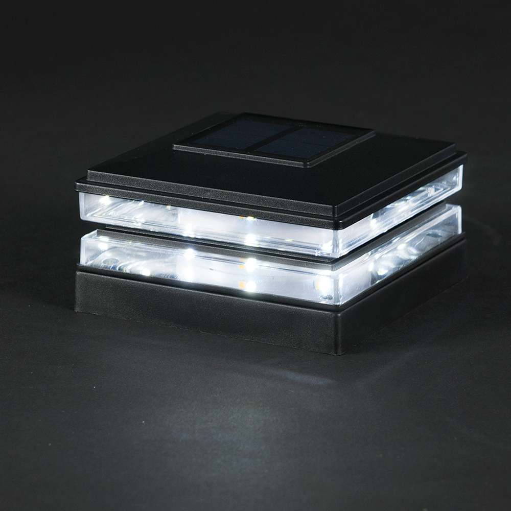 Lampe à énergie solaire pour poteau noire VERTUO