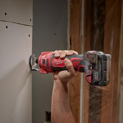 Outil à découper 18 V outil seul MILWAUKEE