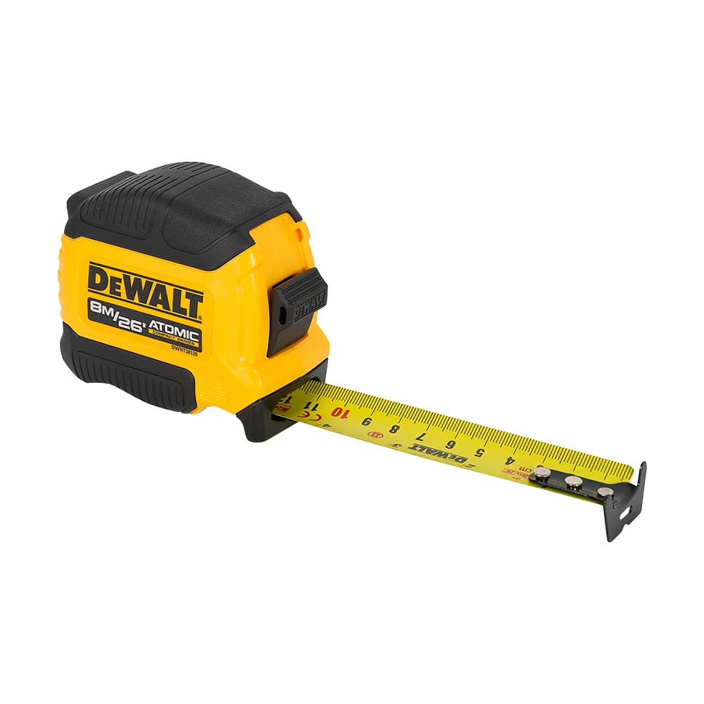 Ruban à mesurer Atomic 26&nbsp;pi/8 m x 1 1/8 po DEWALT
