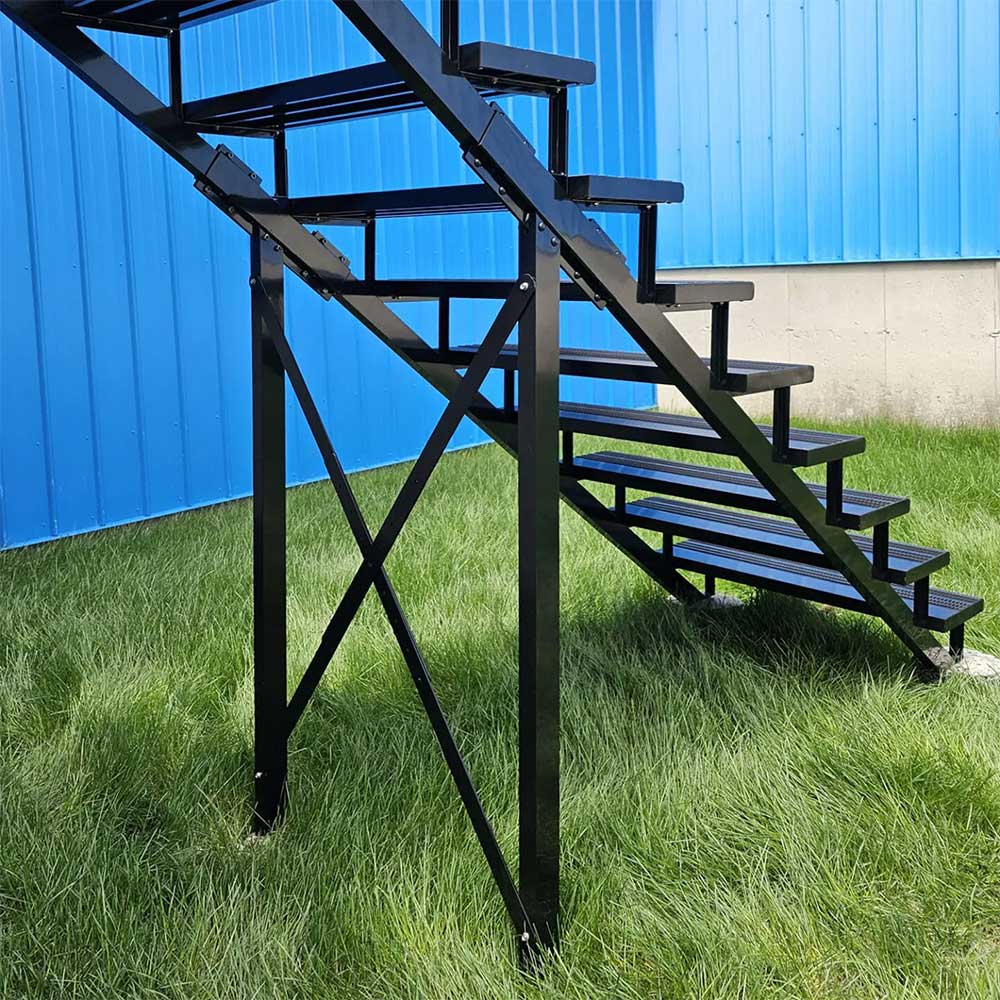 Connecteur pour limon d'escalier en aluminium noir Collection 11. PYLEX