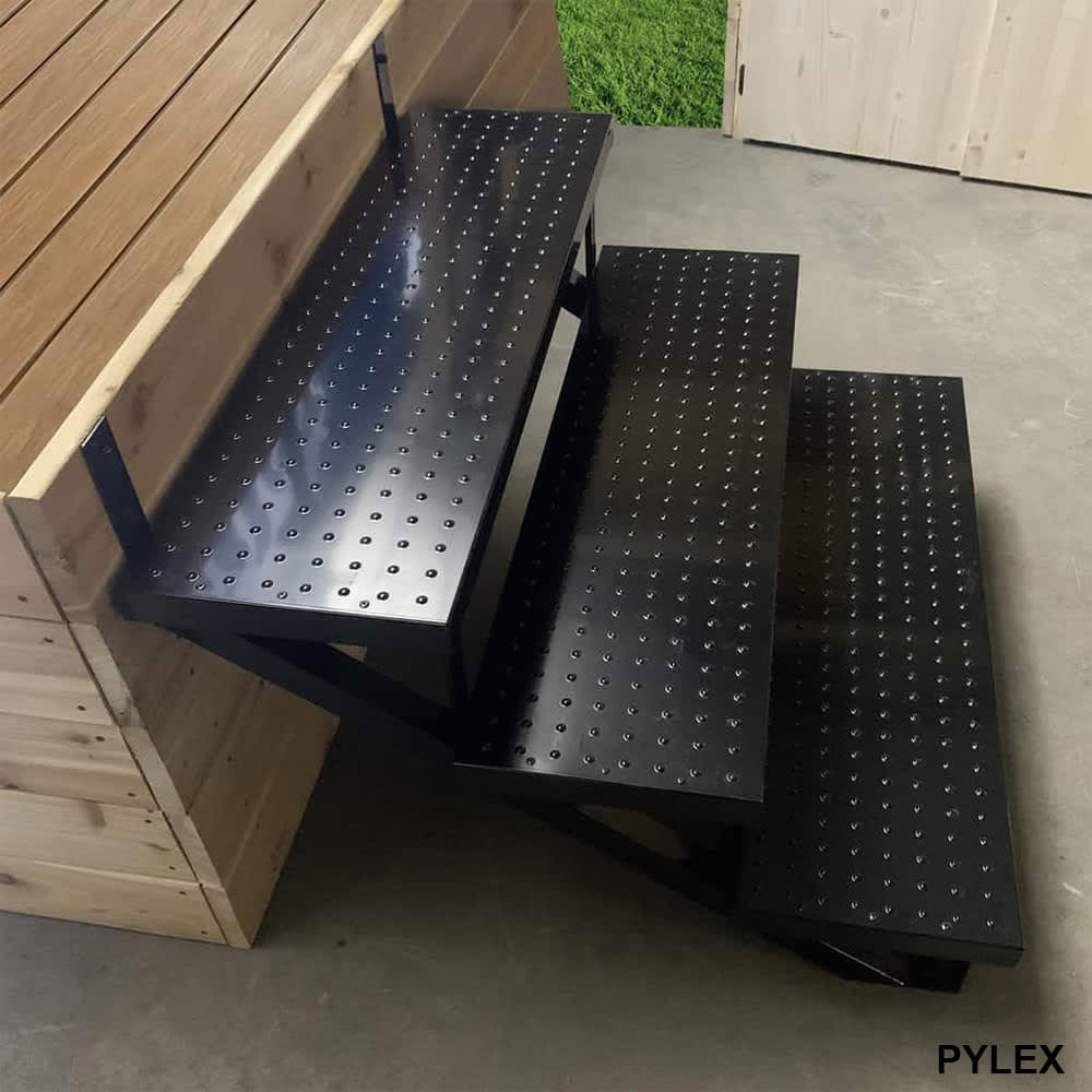 Marche en acier noire 48 po Collection&nbsp;11. PYLEX