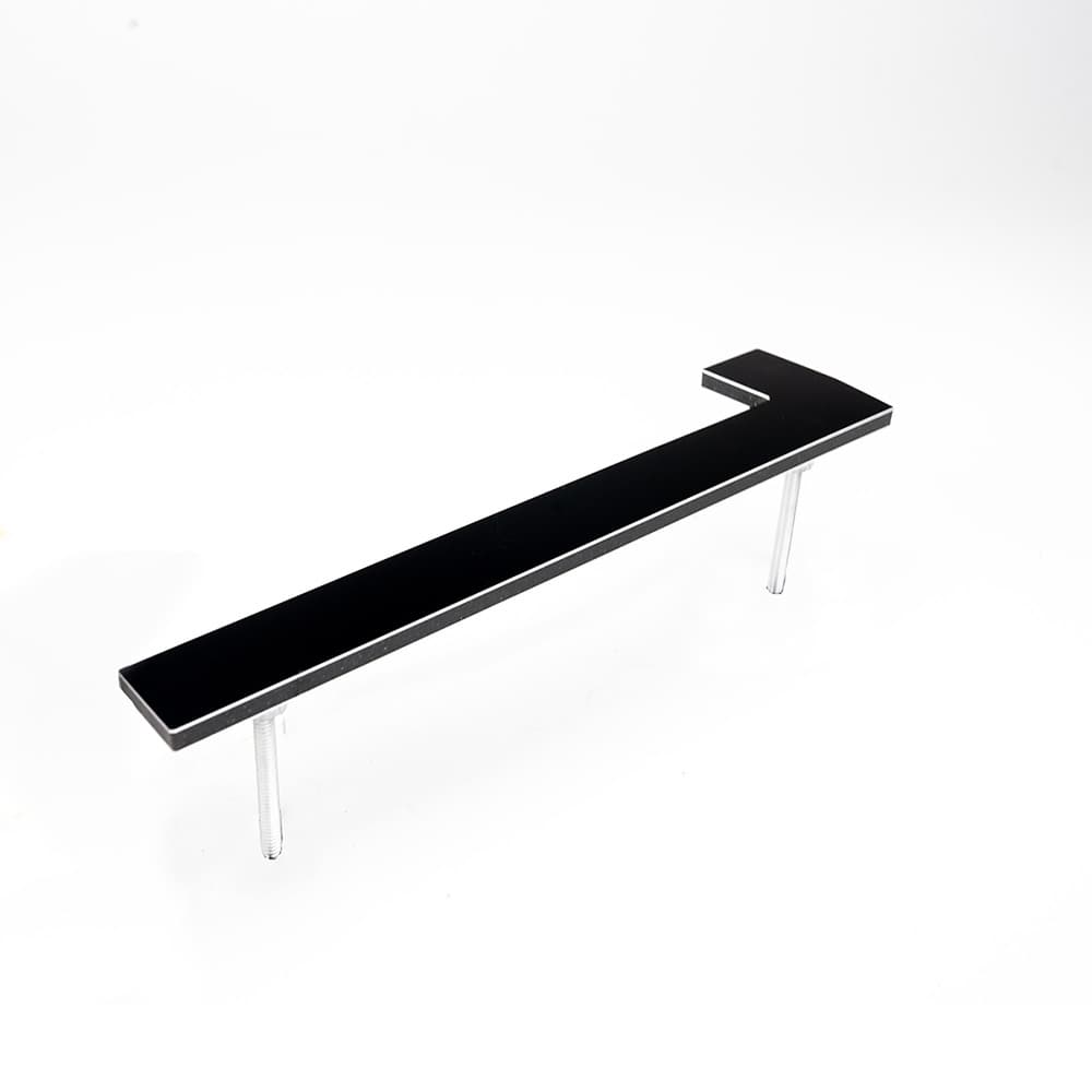 Chiffre 1 Bungalow en aluminium noir 8 1/2&nbsp;po