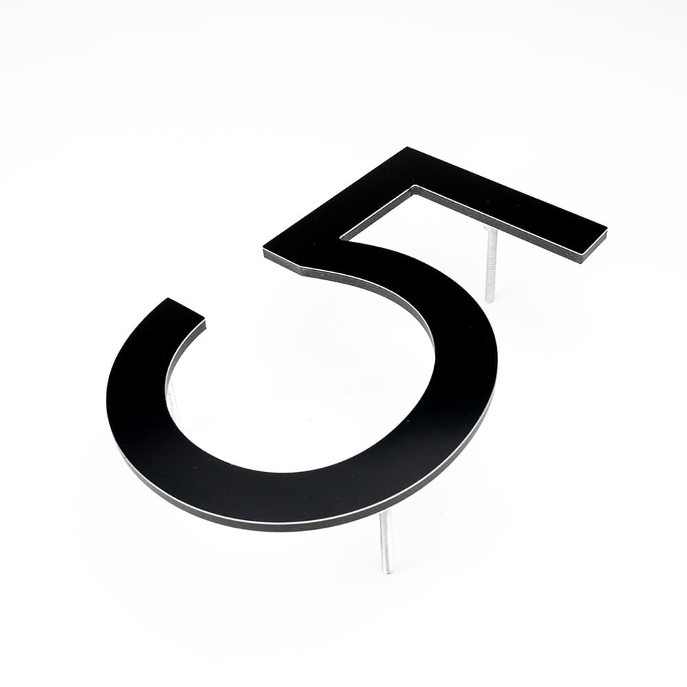 Chiffre 5 Bungalow en aluminium noir 8 1/2&nbsp;po