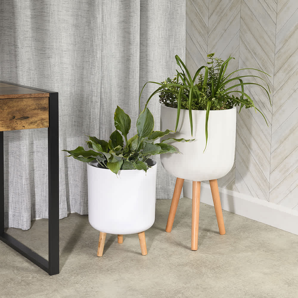 Cache-pot sur pieds blanc 14 5/8 po VERTUO