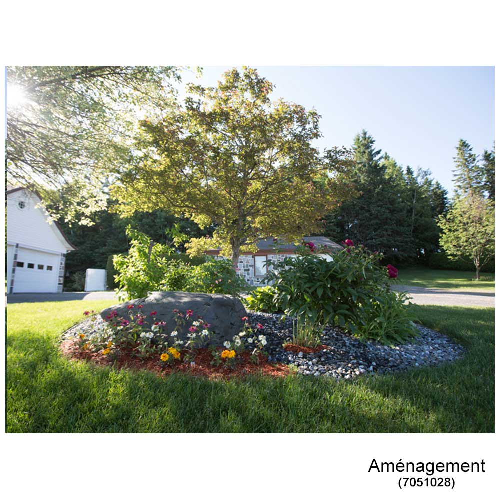 1/4 in. - 3/4 in. Blue & White Decorative Stone 20 kg