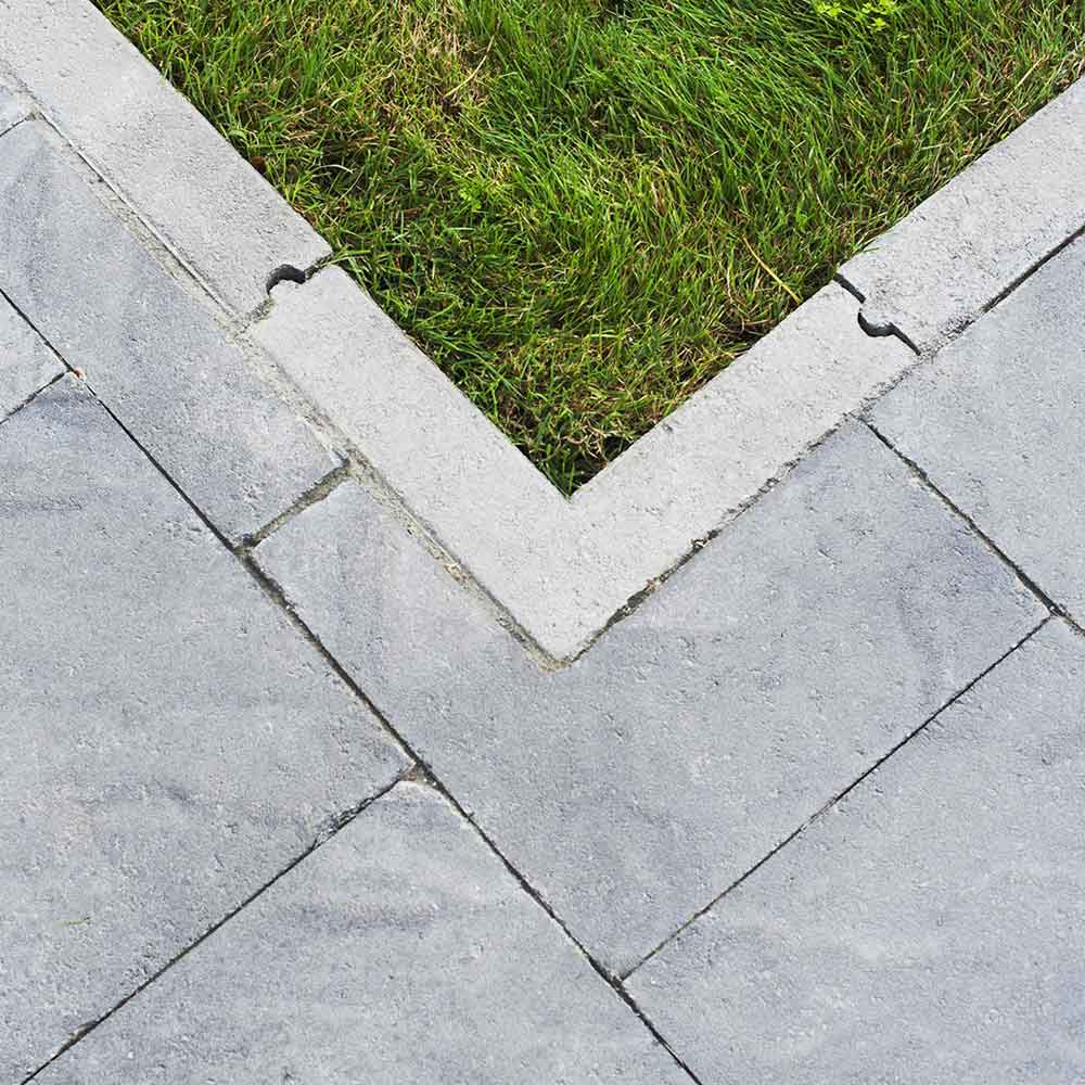 Bordure universelle en béton gris 36 po