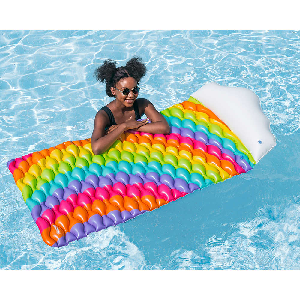 Matelas gonflable pour piscine
