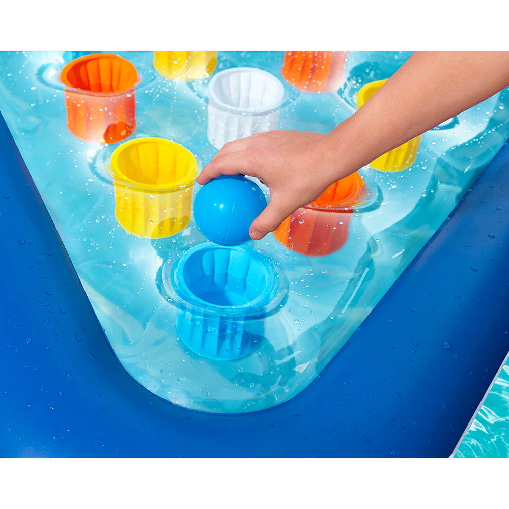 Jeu de piscine gonflable