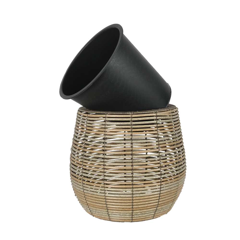 VERTUO PolyRattan Planter 17 3/4 in.