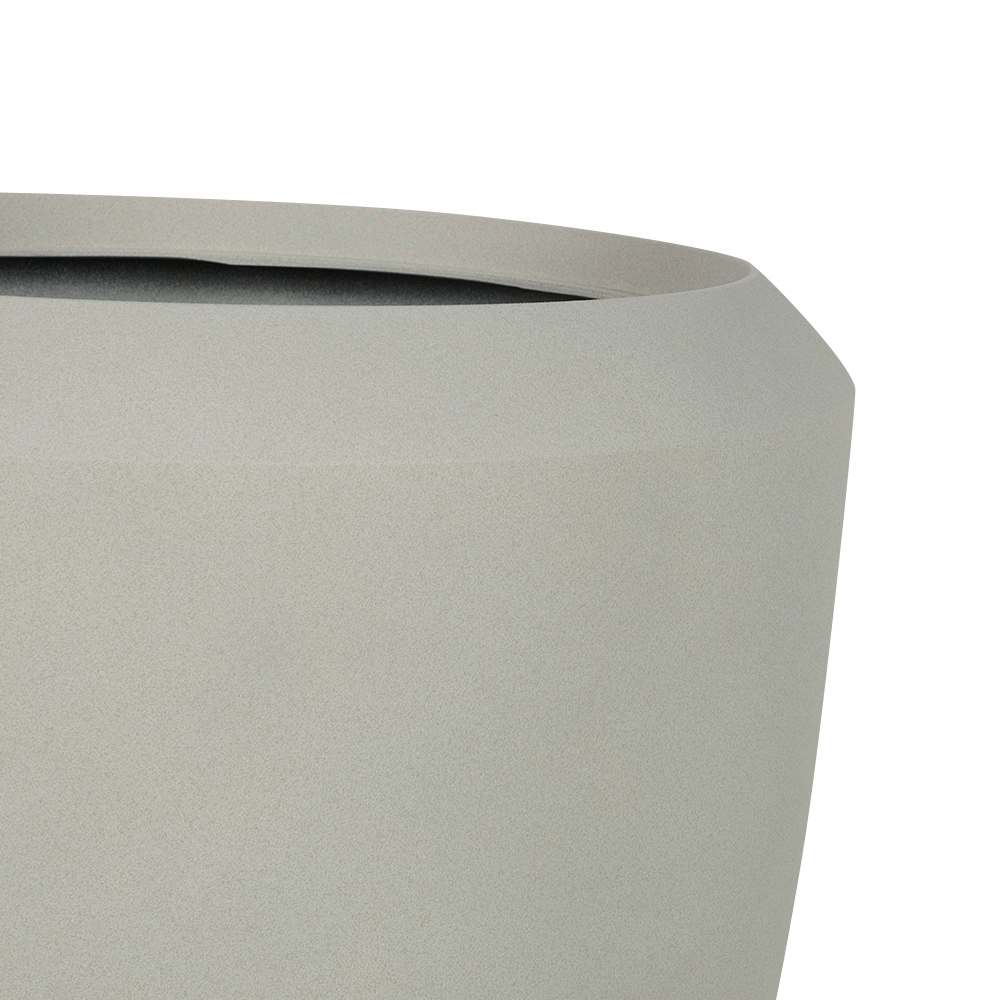 Pot à fleurs léger Lindford haut 17&nbsp;1/2&nbsp;po VERTUO