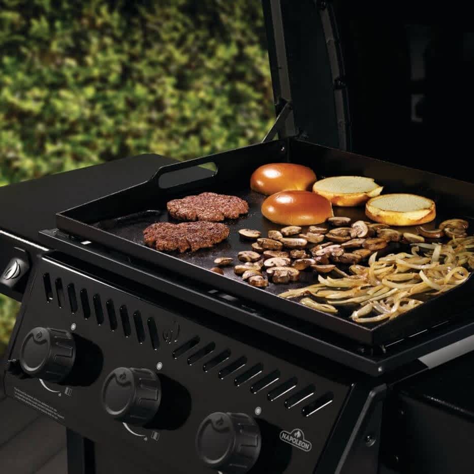 Gril Plancha Préconditionné 24&nbsp;po Napoleon Freestyle 25&nbsp;200&nbsp;BTU